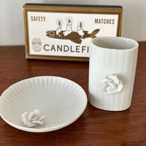 Delicate vintage match striker set